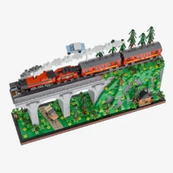 Diorama Dampflok auf Viadukt