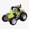 Großer Traktor mit Werkzeugen
