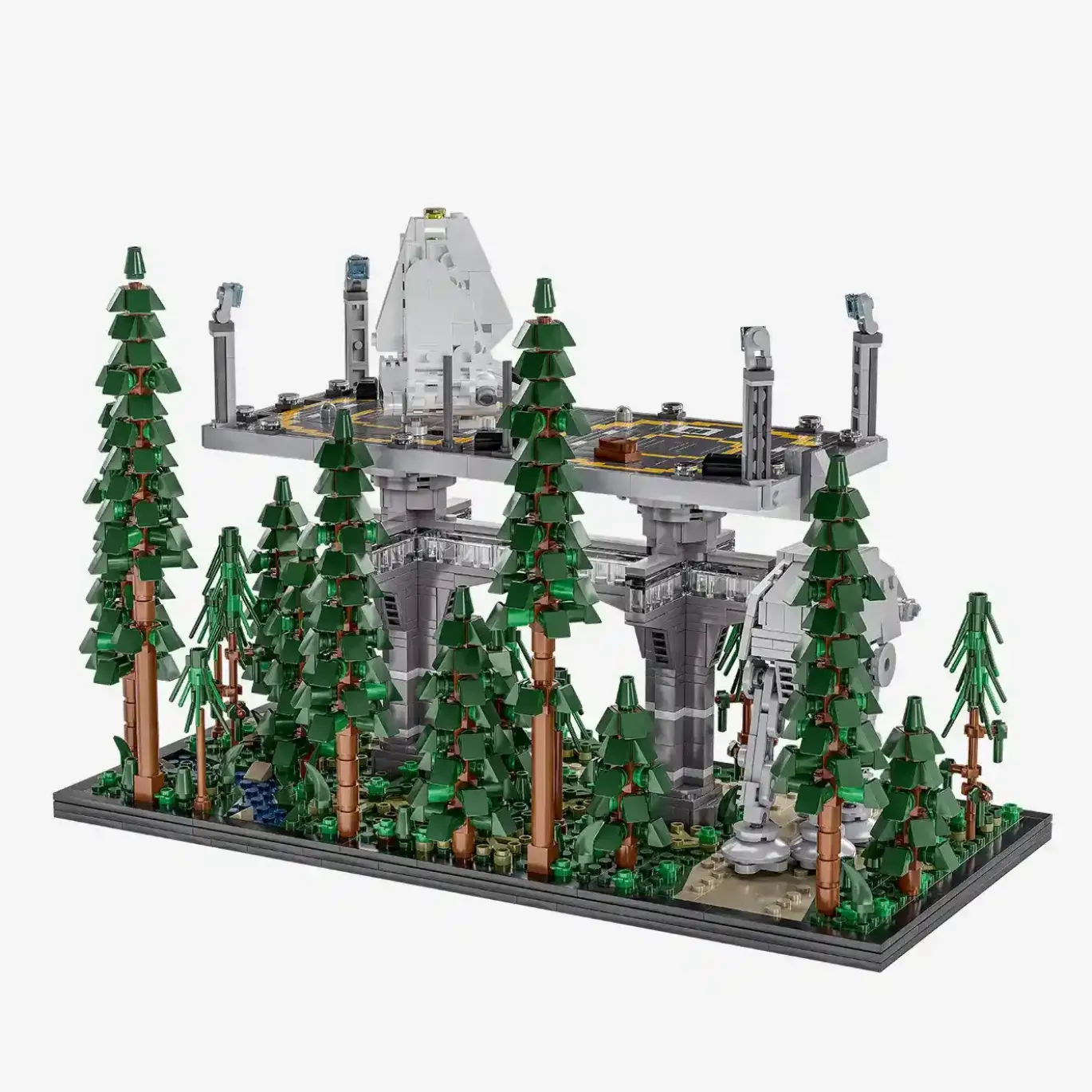 Imperiale Ankunft auf dem Waldmond