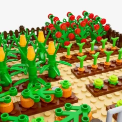 Kleine Scheune mit Gemüsegarten