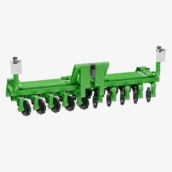 Moderner Traktor 1:18 - Scheibenegge