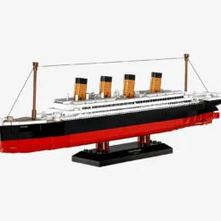 R.M.S. Titanic